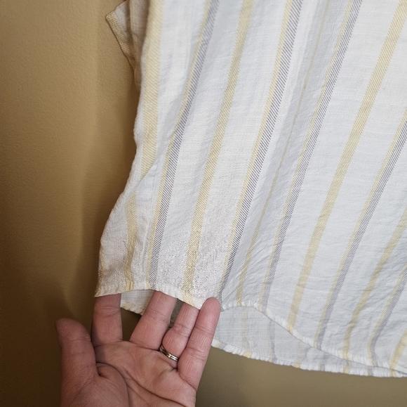 Love Notes White striped button down Long sleeve top Size Medium - Picture 5 of 10